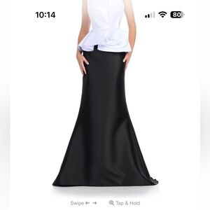 Elegant Black and White Formal Dress